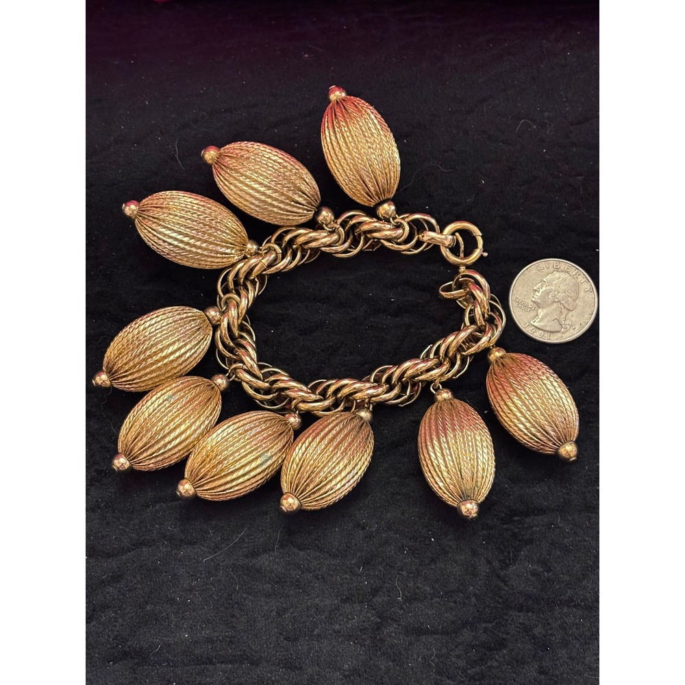 Vintage Gold Tone Textured Ribbed Melon Charm Double Link Bracelet 7.5 Inch